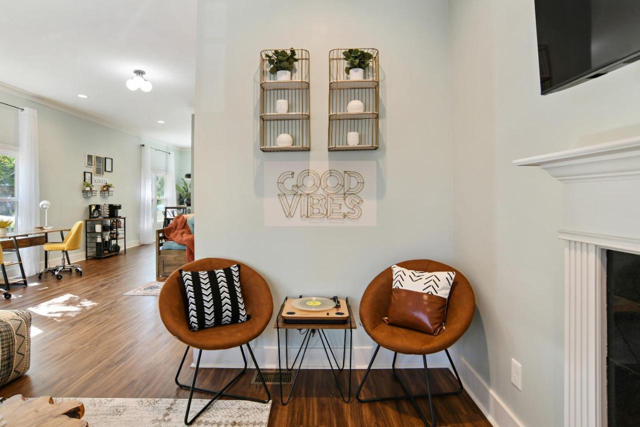 Sun Lit Modern Home With Good Vibes And Lots Of Coffee - Designedbydom Atlanta Eksteriør bilde