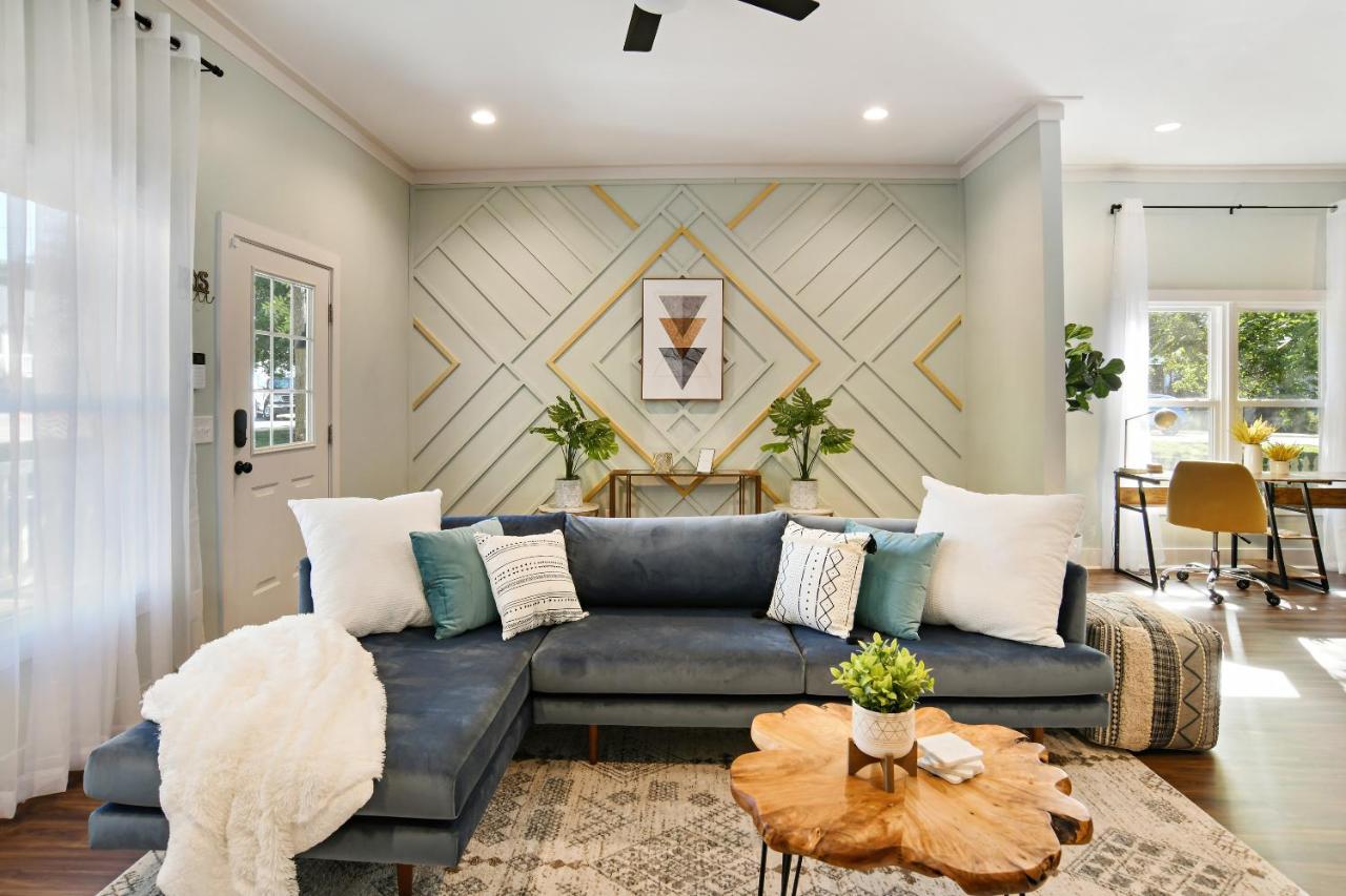 Sun Lit Modern Home With Good Vibes And Lots Of Coffee - Designedbydom Atlanta Eksteriør bilde