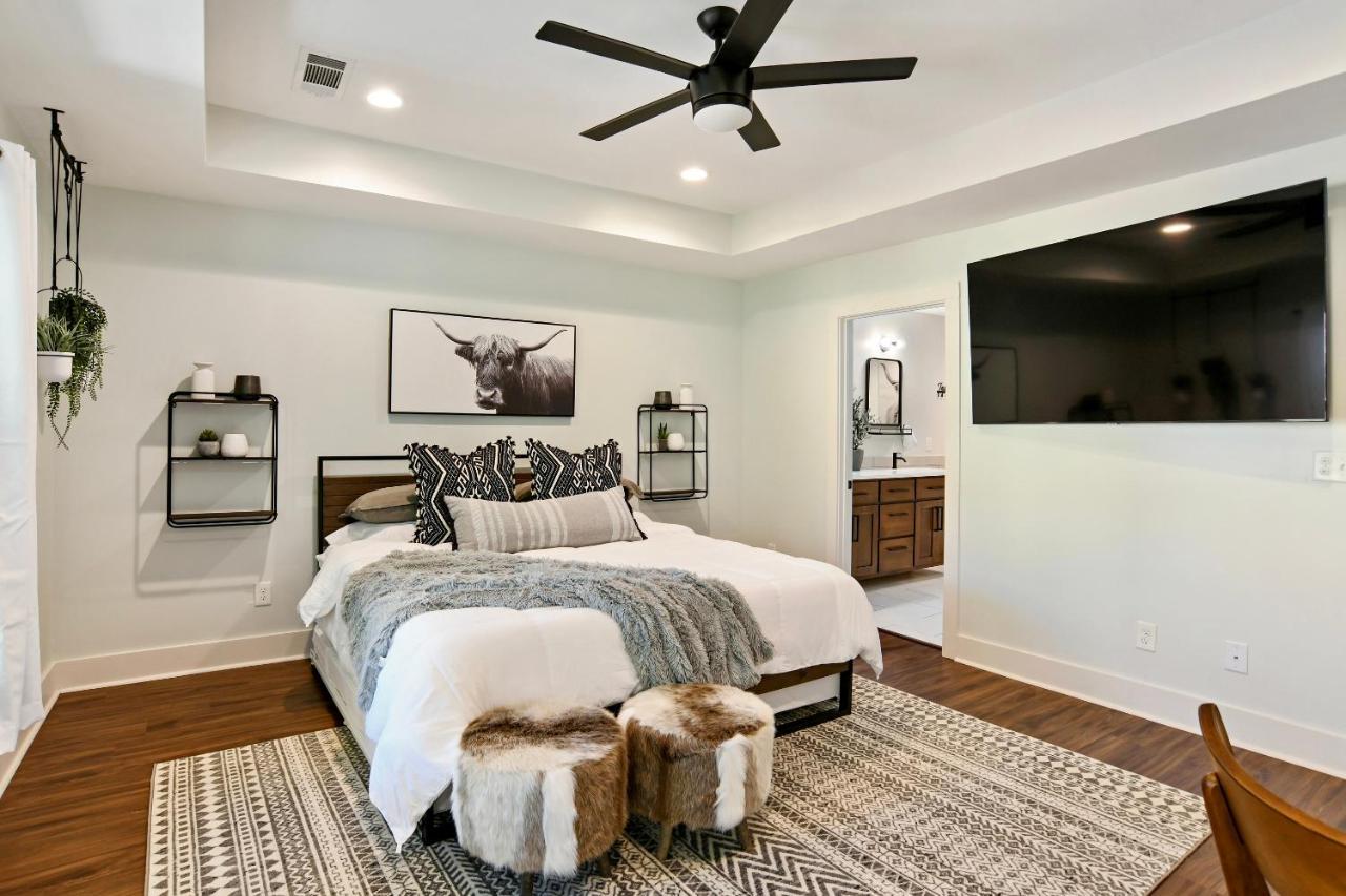 Sun Lit Modern Home With Good Vibes And Lots Of Coffee - Designedbydom Atlanta Eksteriør bilde